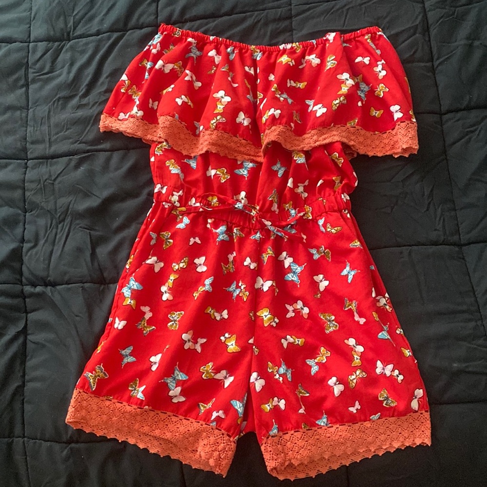 Red off the shoulder romper. Very cute and light. Worn once a few years ago!